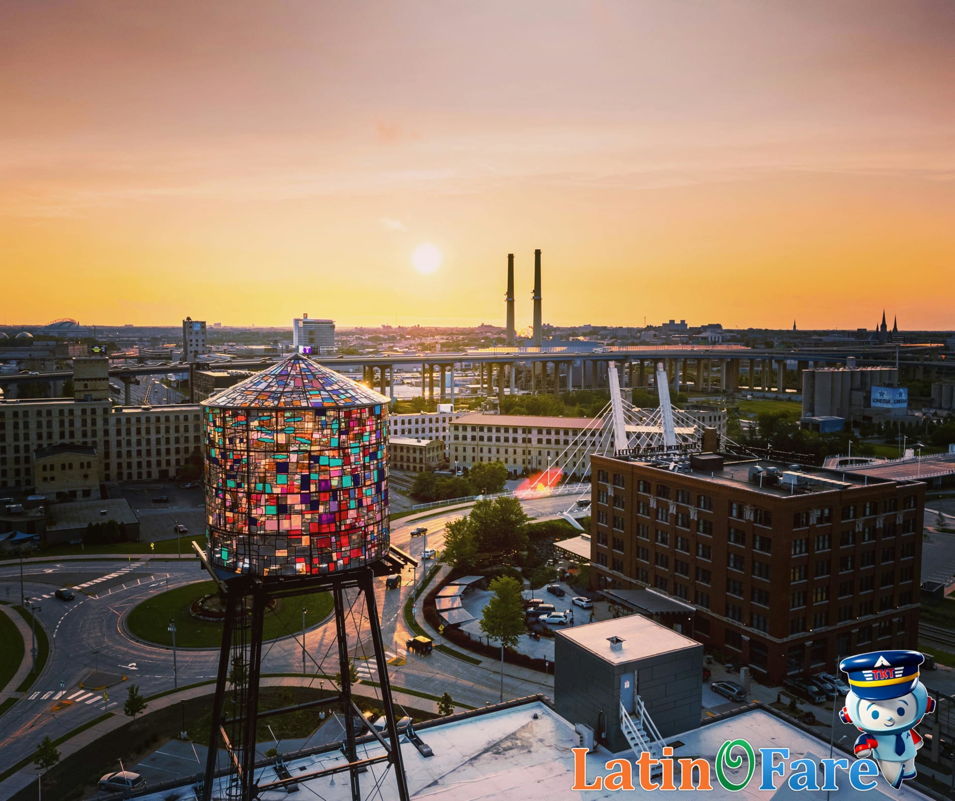 Dining and attractions along the Milwaukee Riverwalk with budget options for Chicago visitors