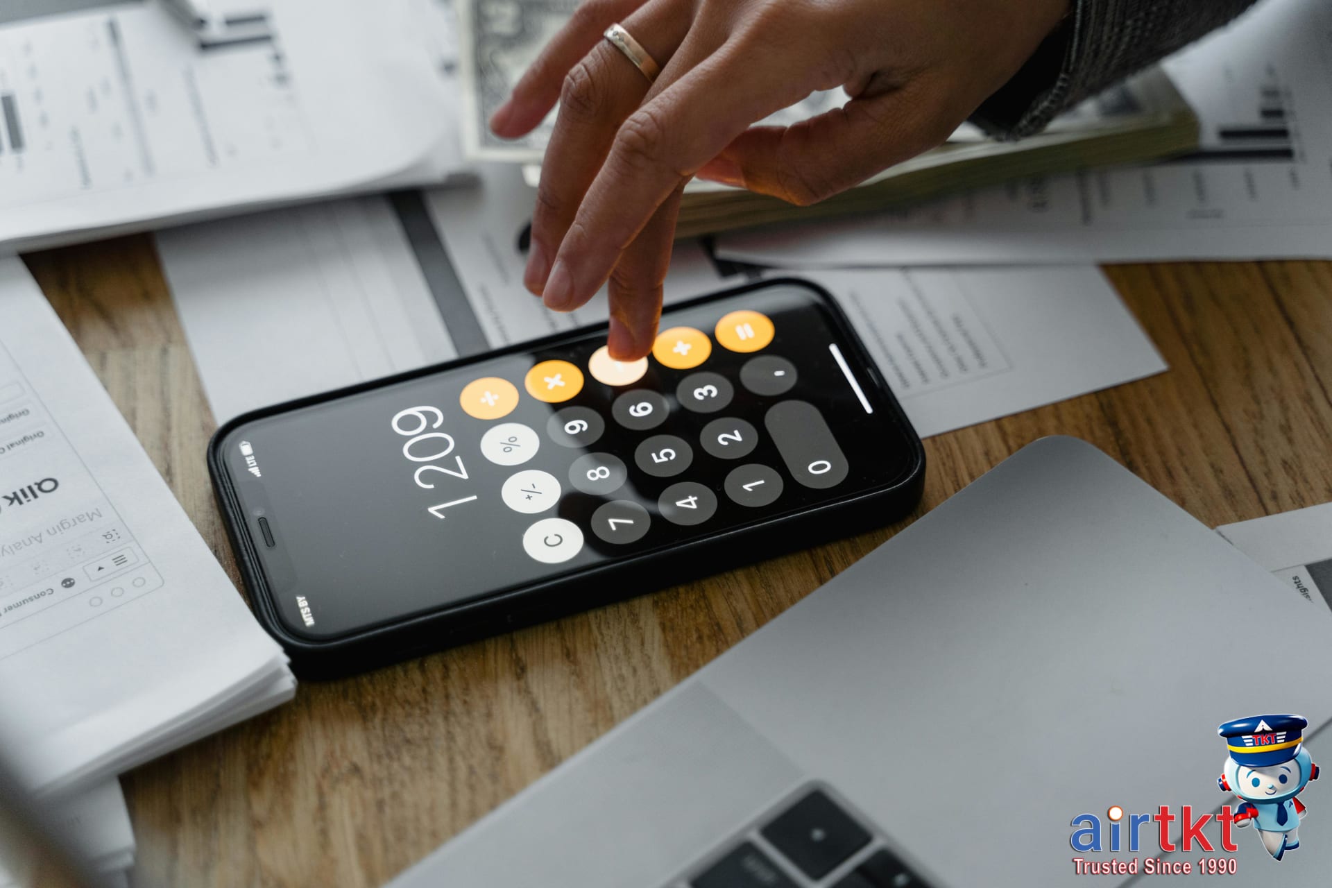 Mobile app screen displaying travel expense tracking and trip budgeting overview