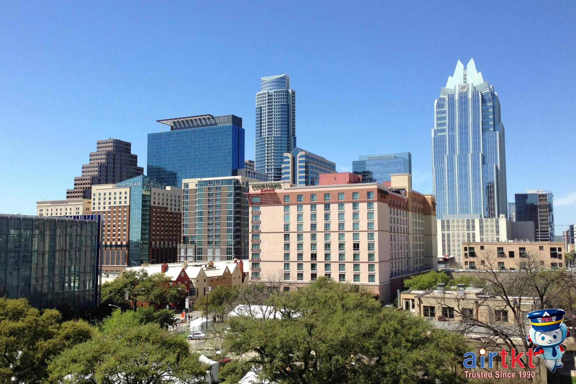 Budget-friendly hotel accommodation building in downtown Austin Texas