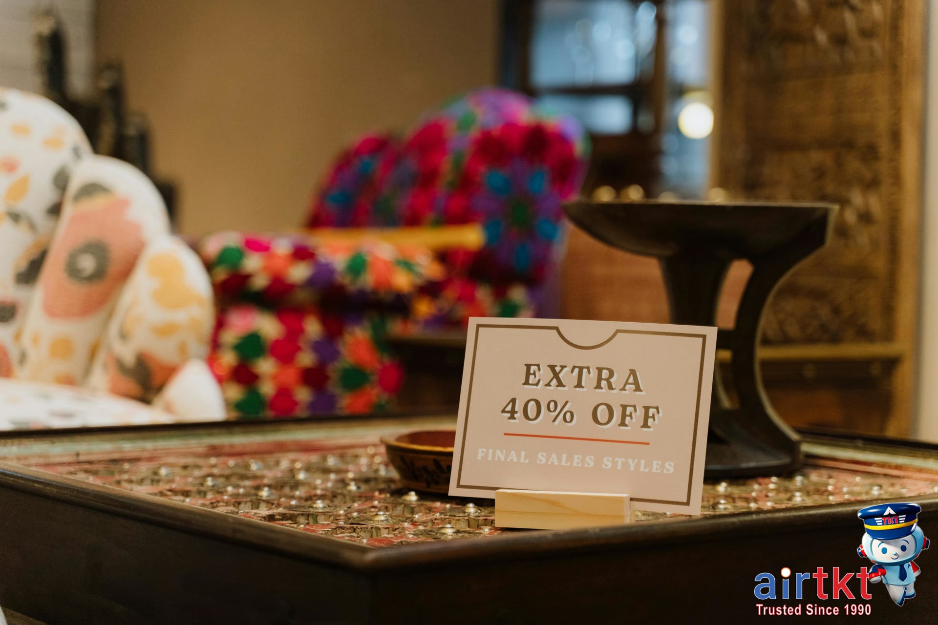 Hotel special promotions offering bonus loyalty points on screen