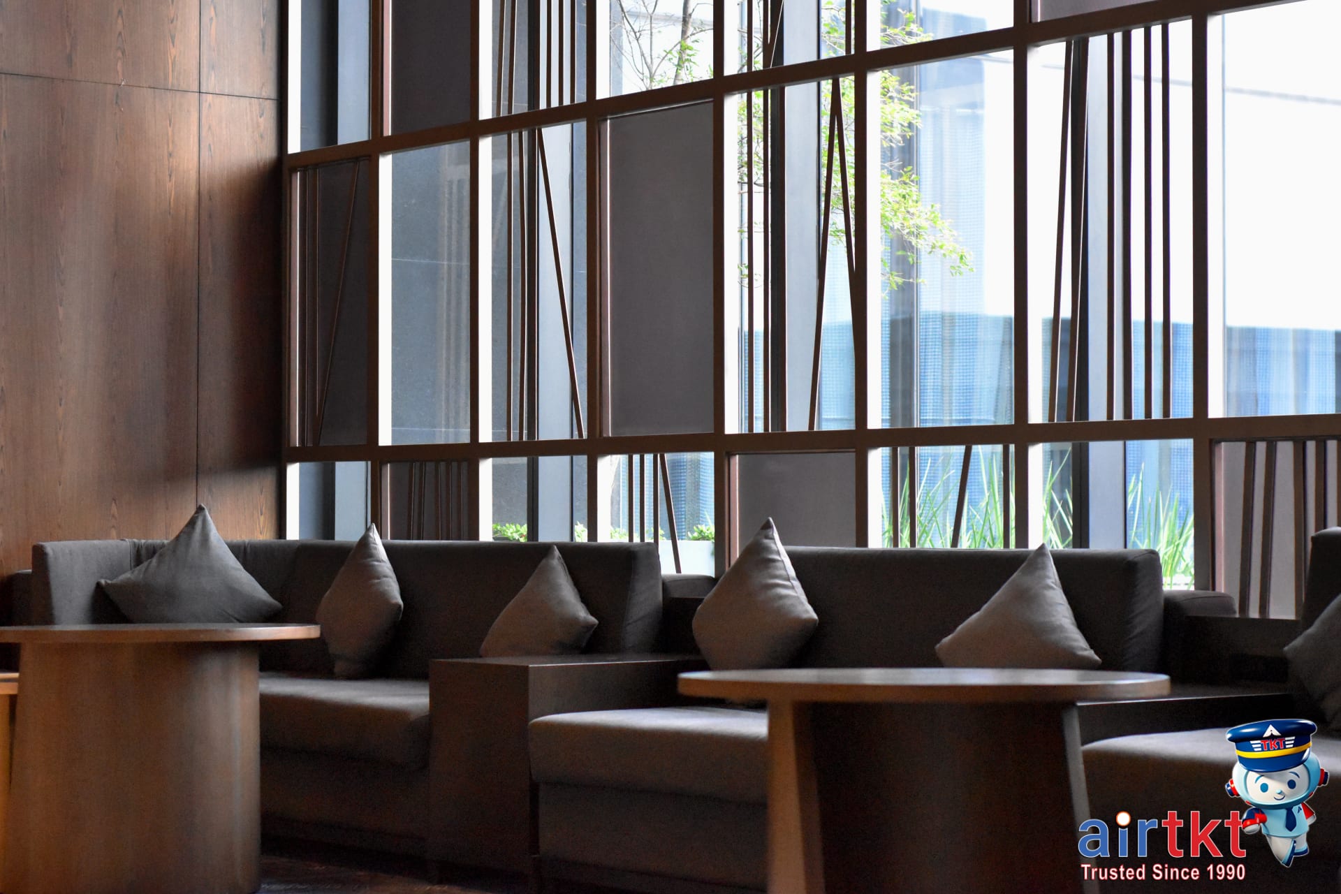 Marriott Titanium elite lounge access benefits with modern seating.