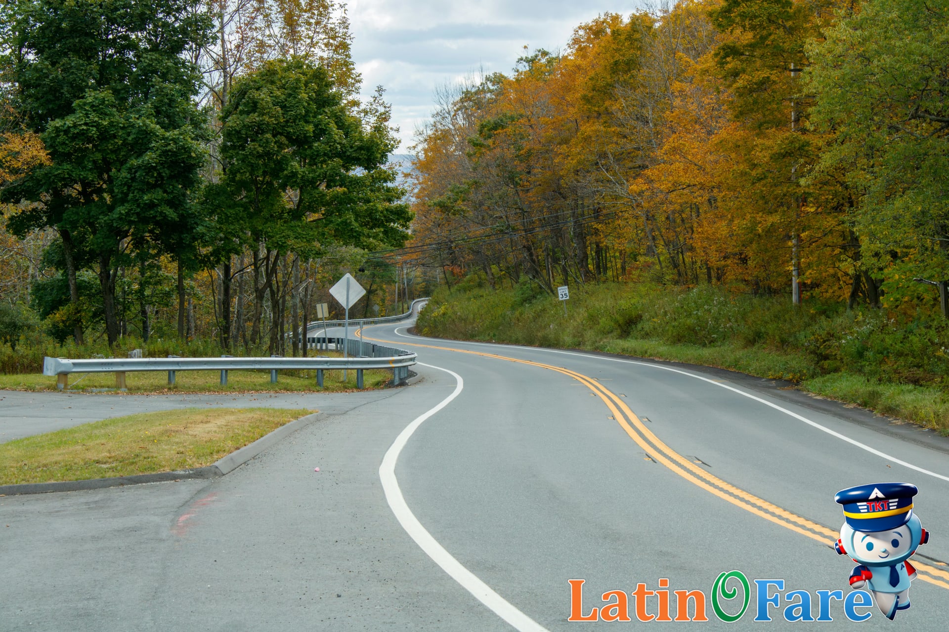 Kancamagus Highway in New Hampshire showcases fall foliage for scenic autumn drives New England.
