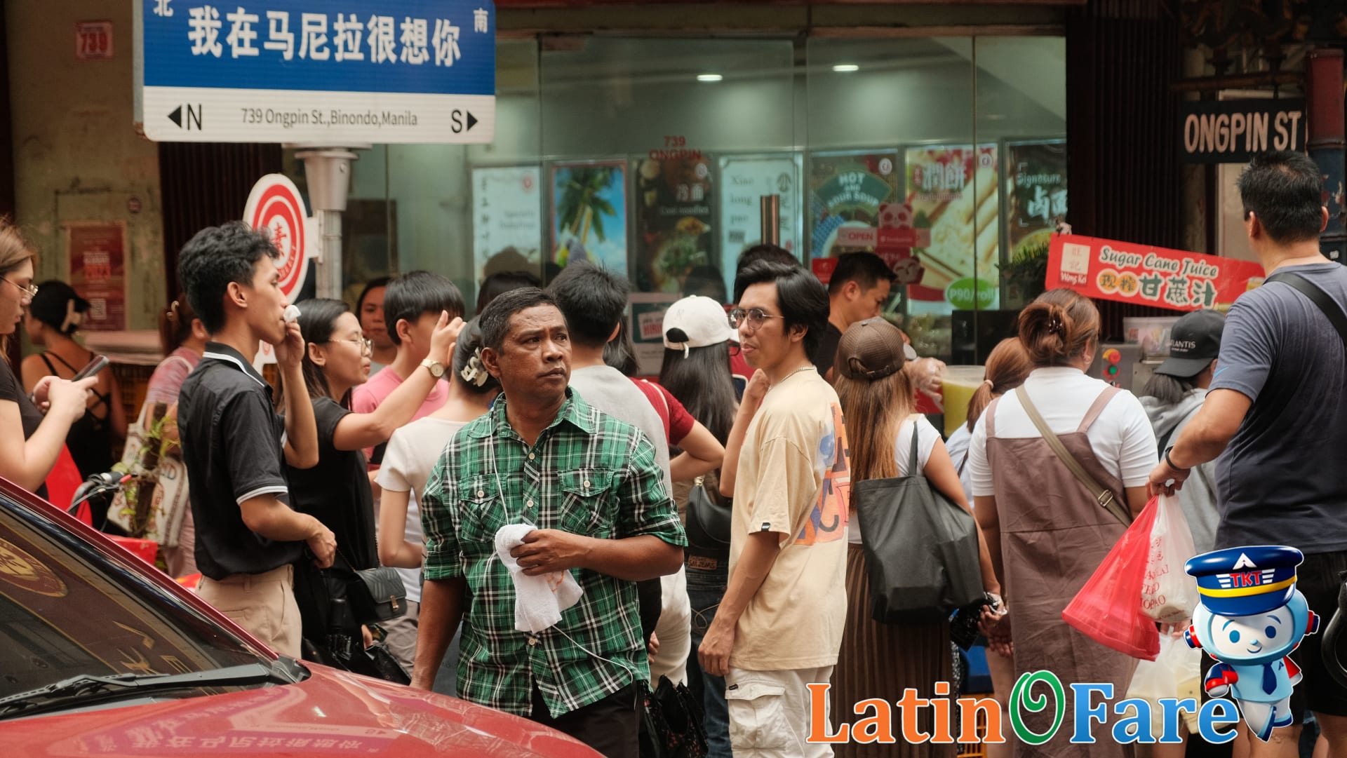 Bustling Manila Binondo Chinatown street food market vibrant local flavors