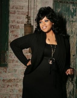 Kierra Sheard pictures