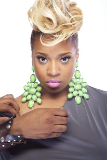 Kierra Sheard pictures