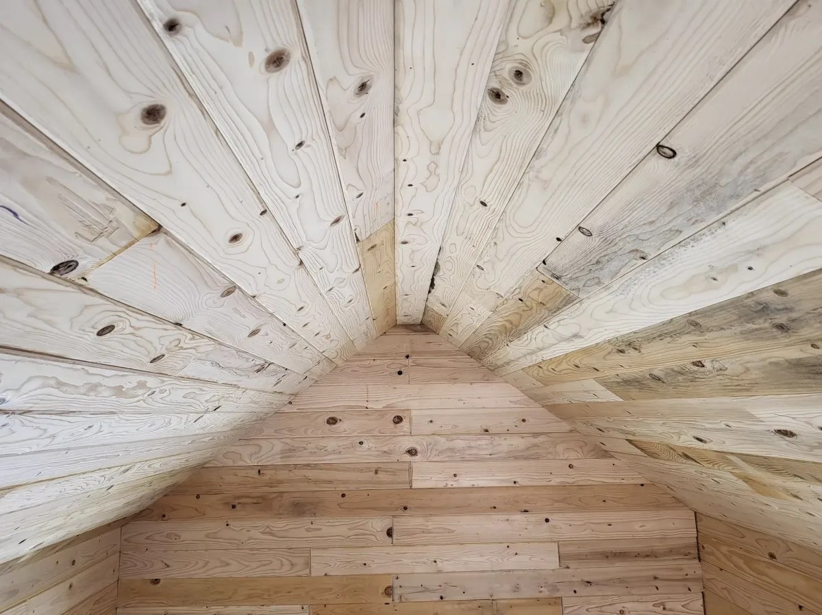 Modern Meets Rustic: Top Design Tips for Your South Park Custom Cabin