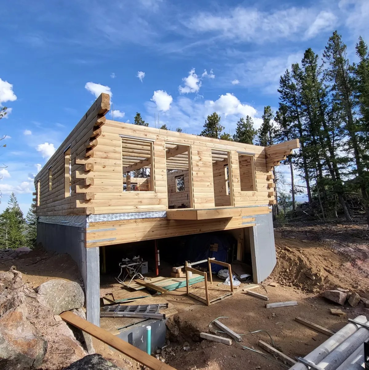 Choosing the Right Contractor for Your South Park Log Cabin: A Local’s Guide