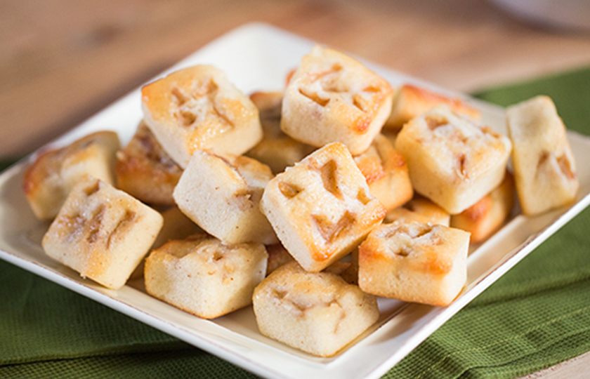 Amoretti Recipe: Apple Financiers