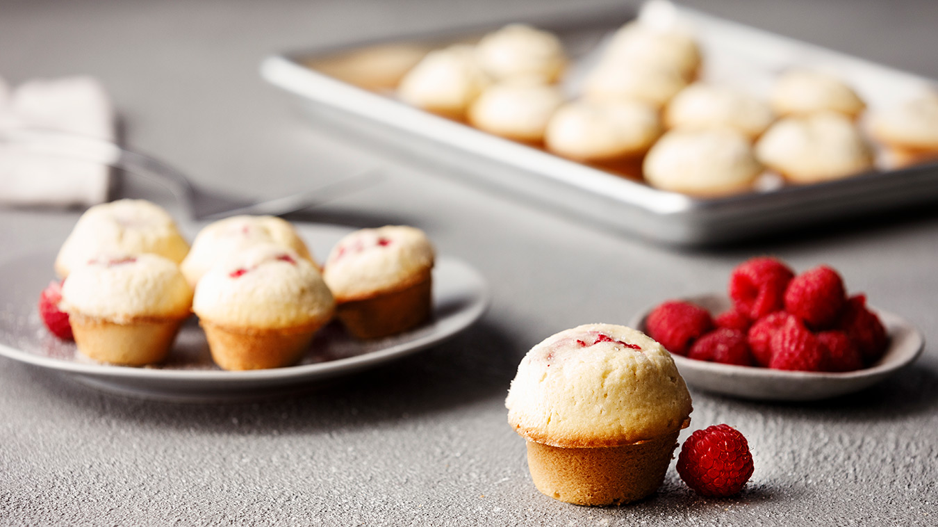 Amoretti Recipe: Coconut Raspberry Muffins