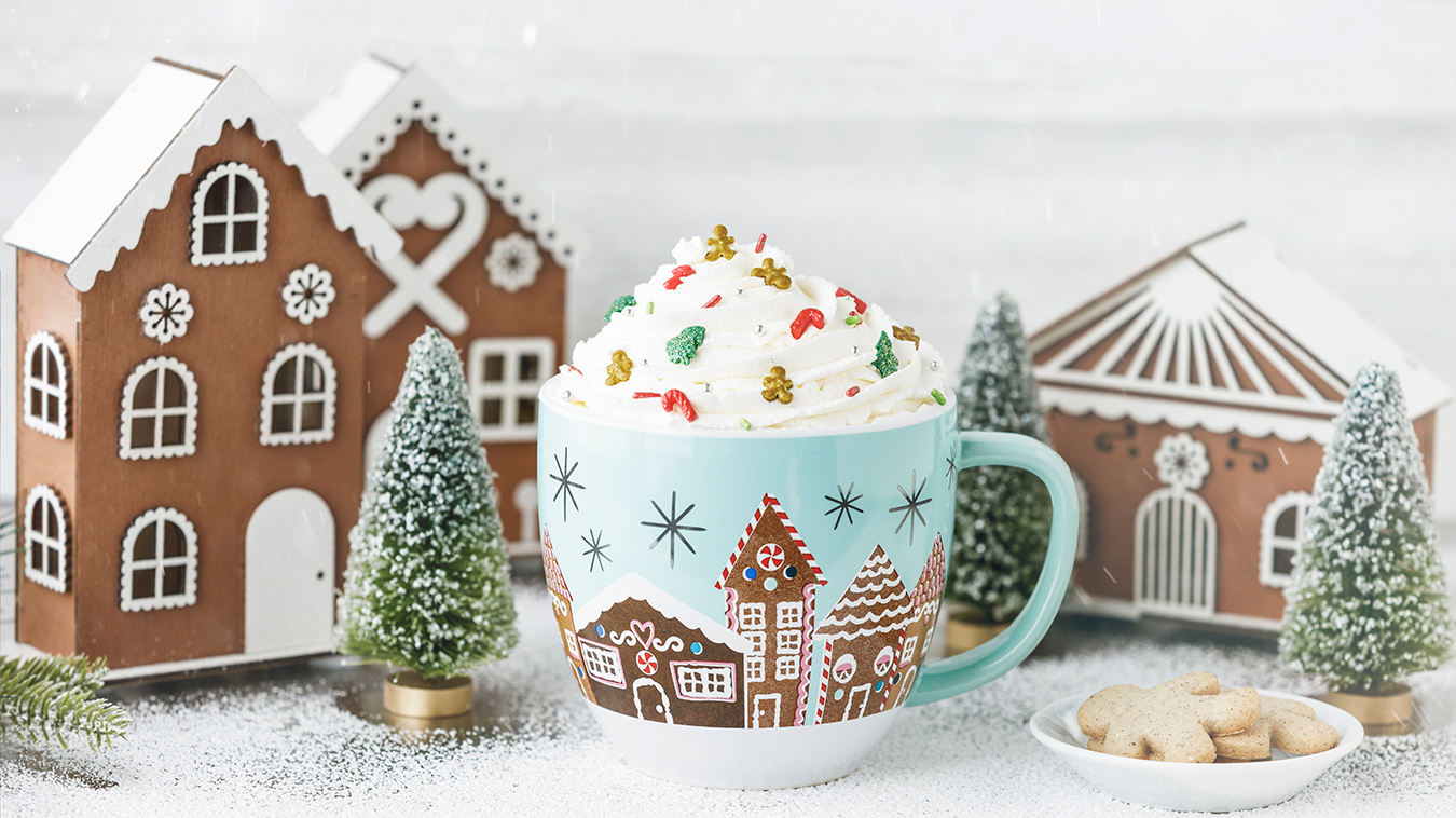 Amoretti Recipe: Gingerbread White Hot Chocolate