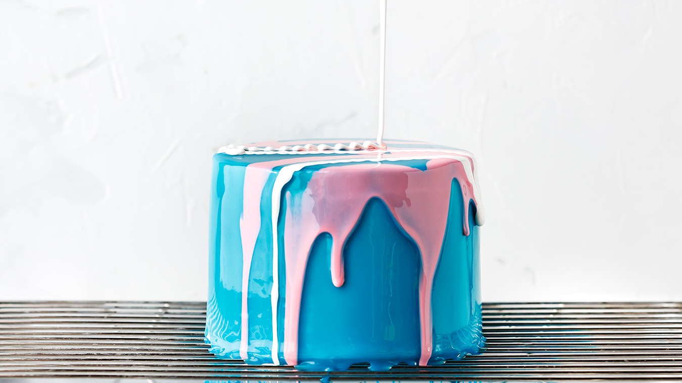 Amoretti Recipe: Mirror Glaze