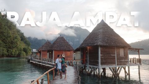 TRAVEL-VLOGGG #112 - Spot Anti Mainstream di Raja Ampat TRAVEL-VLOGGG #112 - Spot Anti Mainstream di Raja Ampat