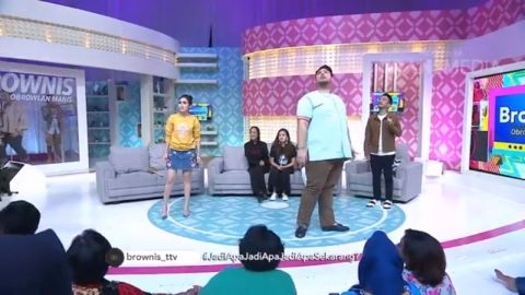 BROWNIS - Penonton Panik, Studio BROWNIS Kena Gempa !!! (23/1/18) Part 2 BROWNIS - Penonton Panik, Studio BROWNIS Kena Gempa !!! (23/1/18) Part 2