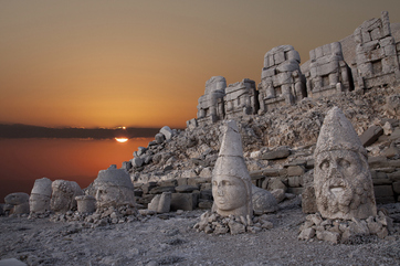 Mount Nemrut & Gobeklitepe Picture