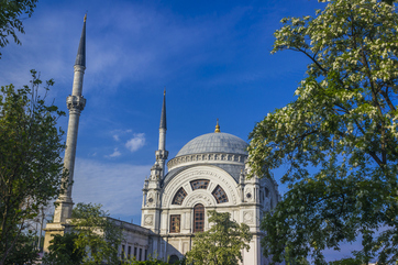 Istanbul Dolmabahce Palace Picture