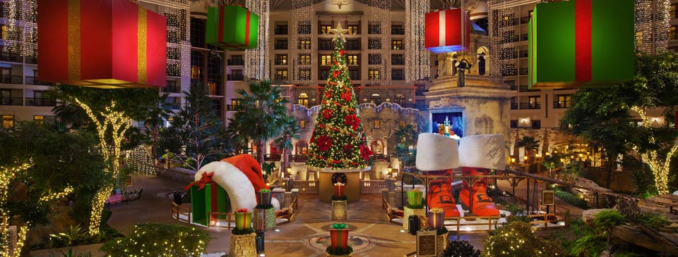 looking for a quick escape what to do in dallas when you gaylord resort dallas christmas