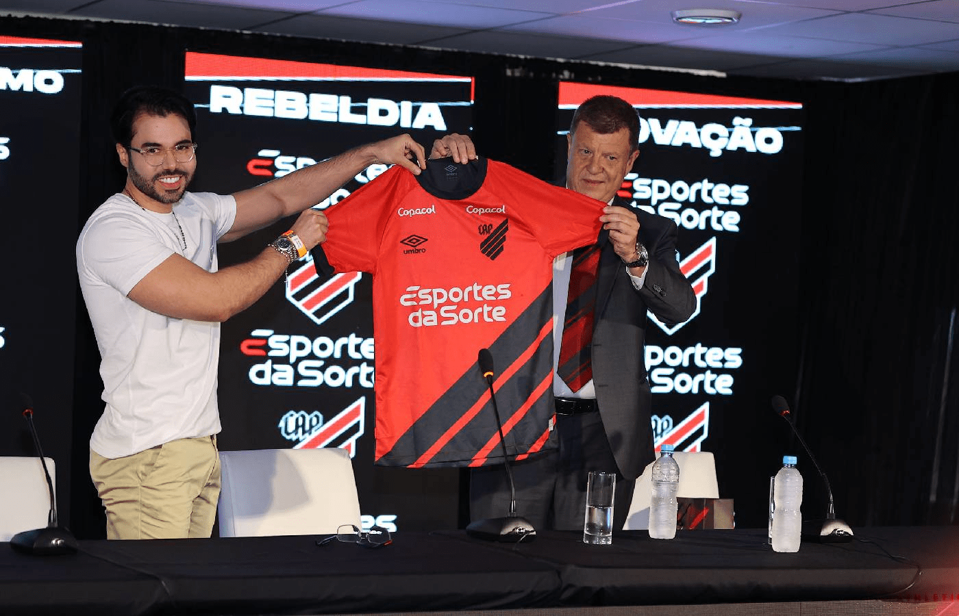 Athletico Paranaense anuncia 'Esportes da Sorte' como novo patrocinador  master - Lance!