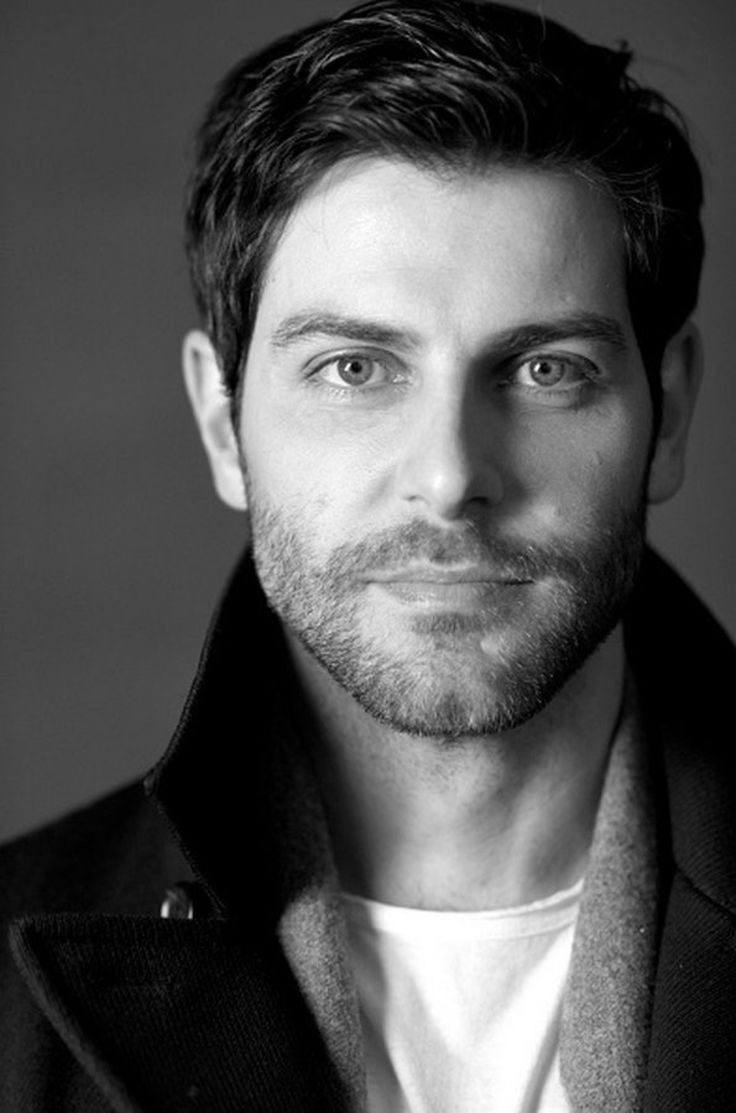 7cb72ed3f832032f99eb358bb9b8adea--david-giuntoli-famous-men_ig9989.jpg