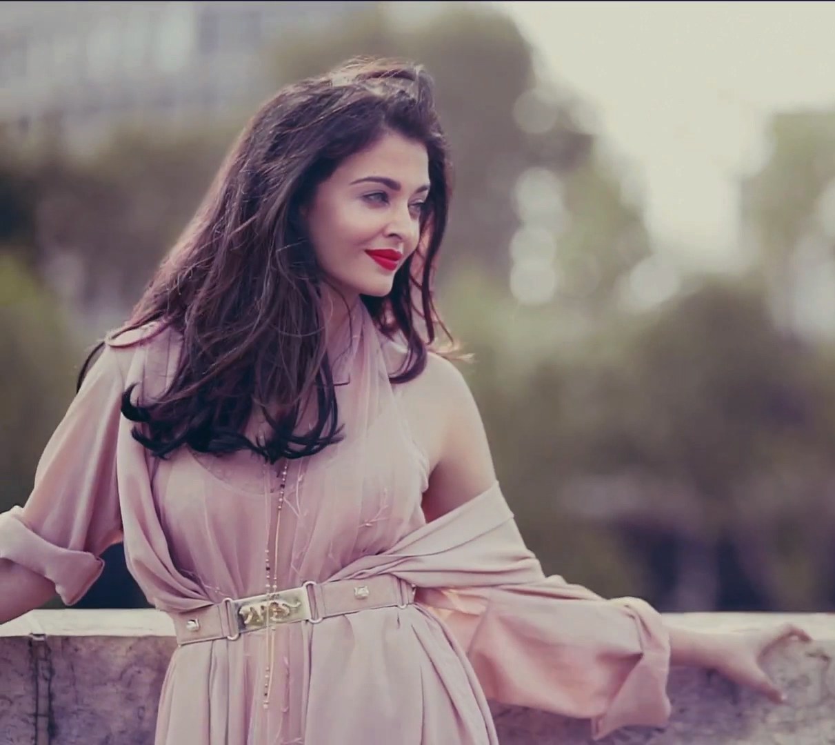 aishwarya-rai-30-1_sctqfu.jpg