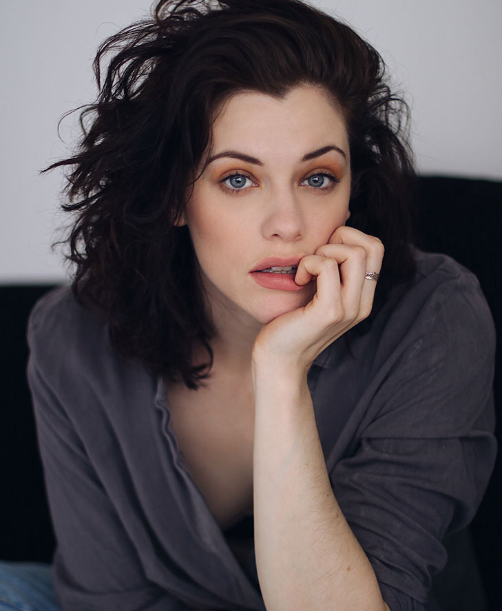 2018-01-24_120232_jessica_de_gouw_headshot_1_a4v88e.jpg