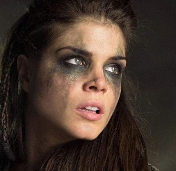 the-100-season-3-octavia-marie-avgeropoulos_ounnud.jpg