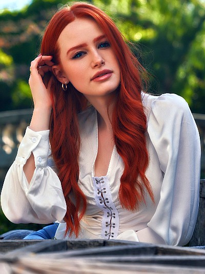 madelaine_petsch_network025_ghameu.jpg