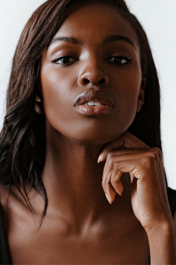 Leomie_Anderson_xf2zsk.jpg