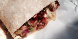 Burrito de marlin con camarón y queso. Burrito de marlin con camarón y queso.