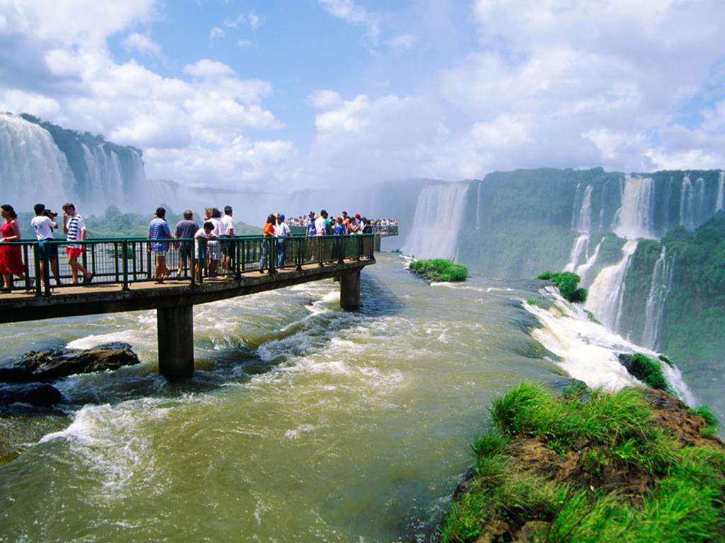 tourhub | Bamba Travel | Iguazu Falls Adventure 4D/3N (Puerto to Puerto) 