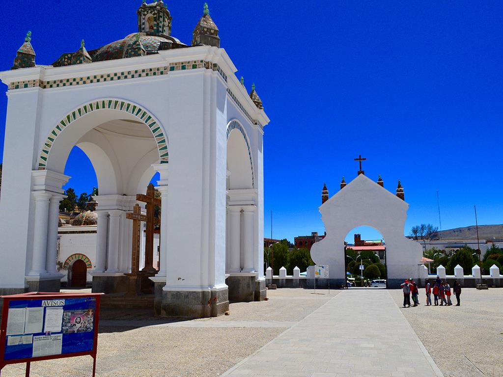 tourhub | Bamba Travel | Lake Titicaca & Isla del Sol Catamaran Experience 4D/3N (Puno to La Paz) 