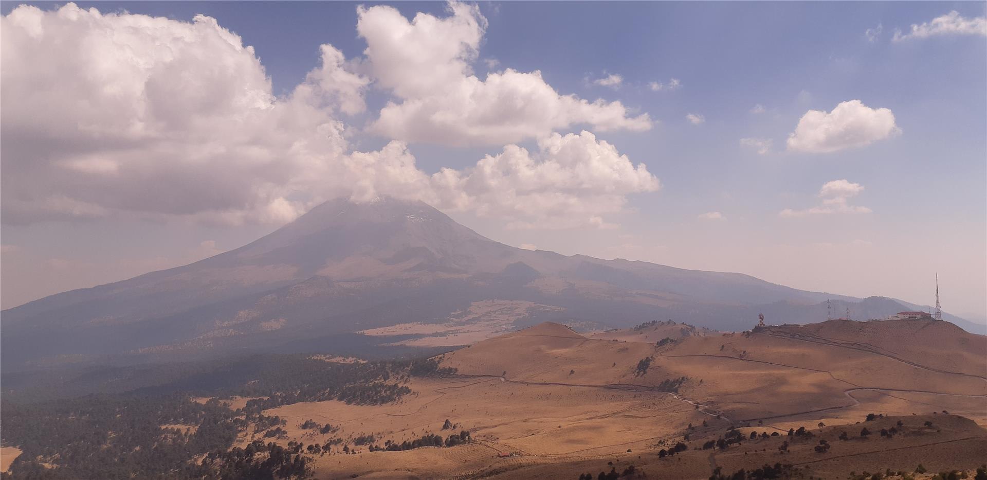 tourhub | Bamba Travel | Iztaccíhuatl Volcano hike 2D/1N (from Mexico City) 