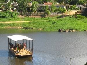 Taboquinhas ferry Rural Retreat across Taboquinhas river