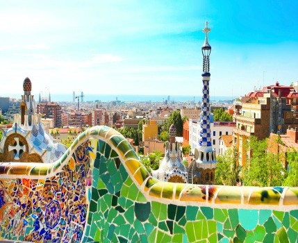 Enjoy the City at a Leisurely Pace on One of the Barcelona Walking Tours barcelona walking tours