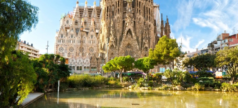A Monument to Catalan Identity: La Sagrada Familia Basilica A Monument to Catalan Identity: La Sagrada Familia Basilica