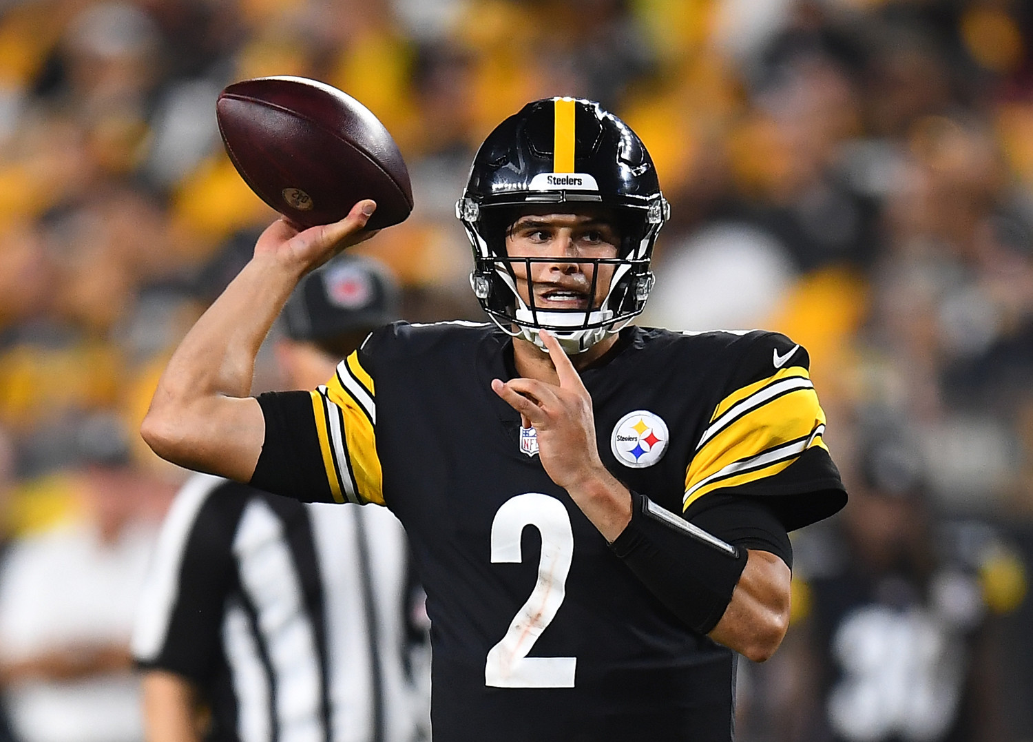 Pittsburgh Steelers bringing back Mason Rudolph in 2023 - Behind the Steel  Curtain