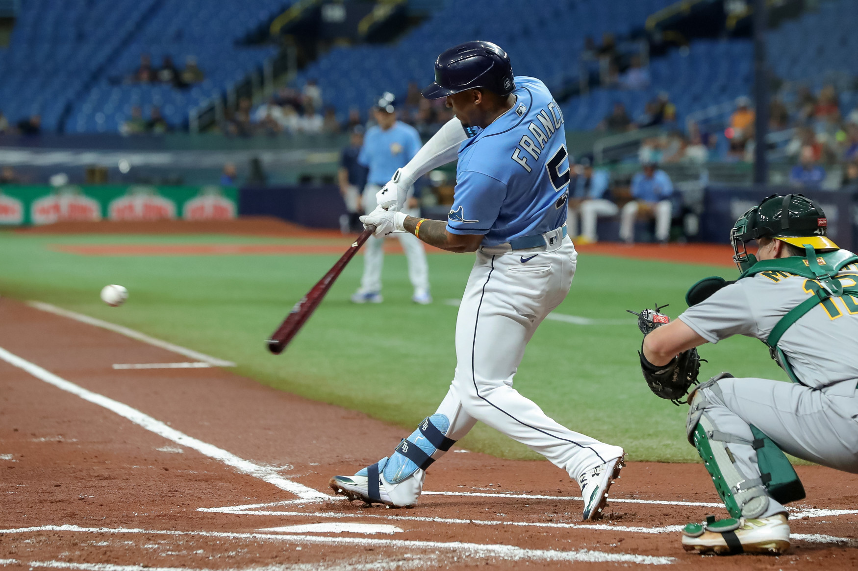 José Tena's first MLB hit, 08/10/2023