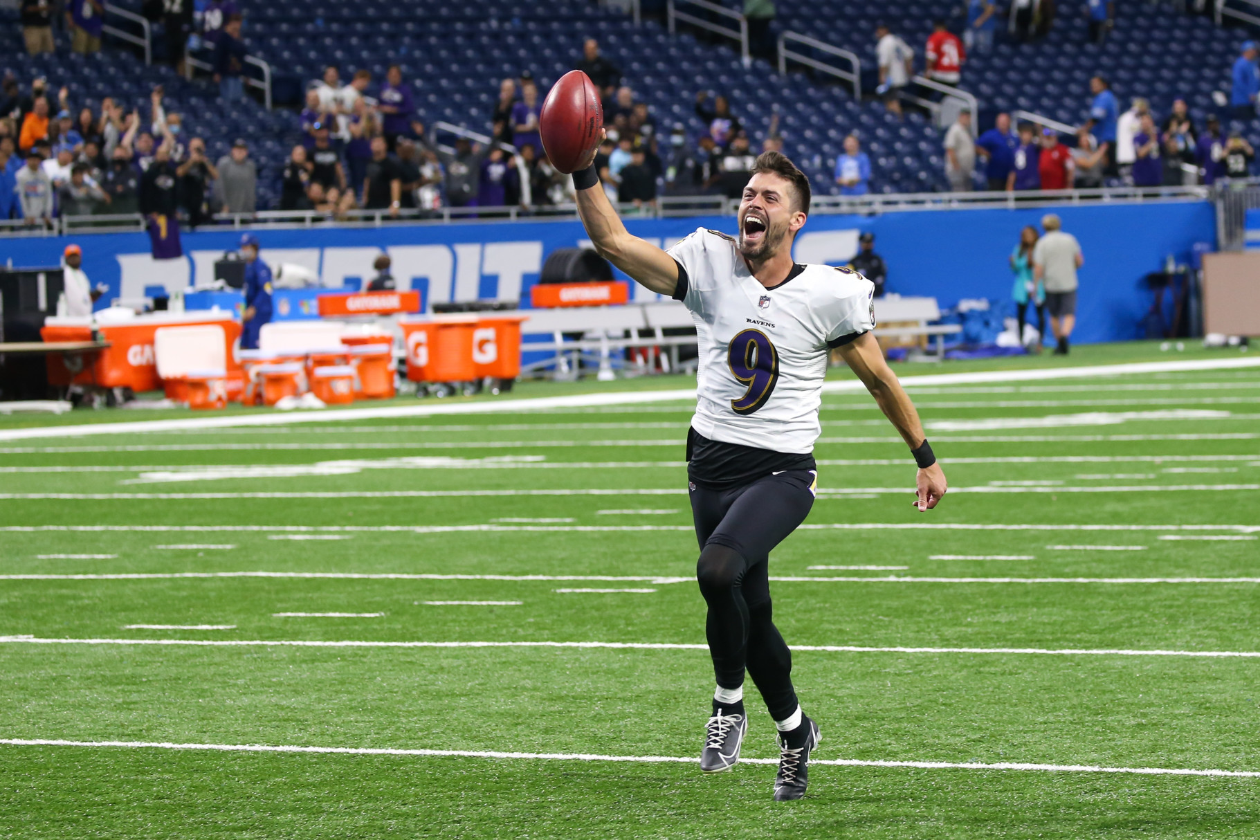 Ravens sign All-Pro kicker Justin Tucker to $24M extension 