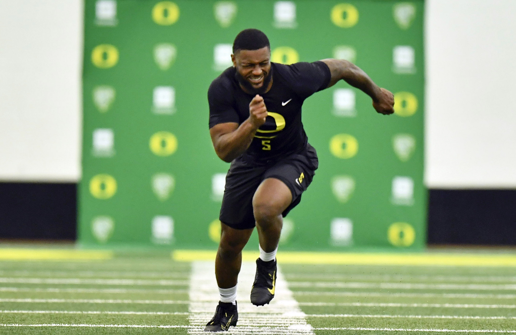 Oregon 2022 NFL Draft Scouting Reports include Kayvon Thibodeaux and Verone  McKinley III