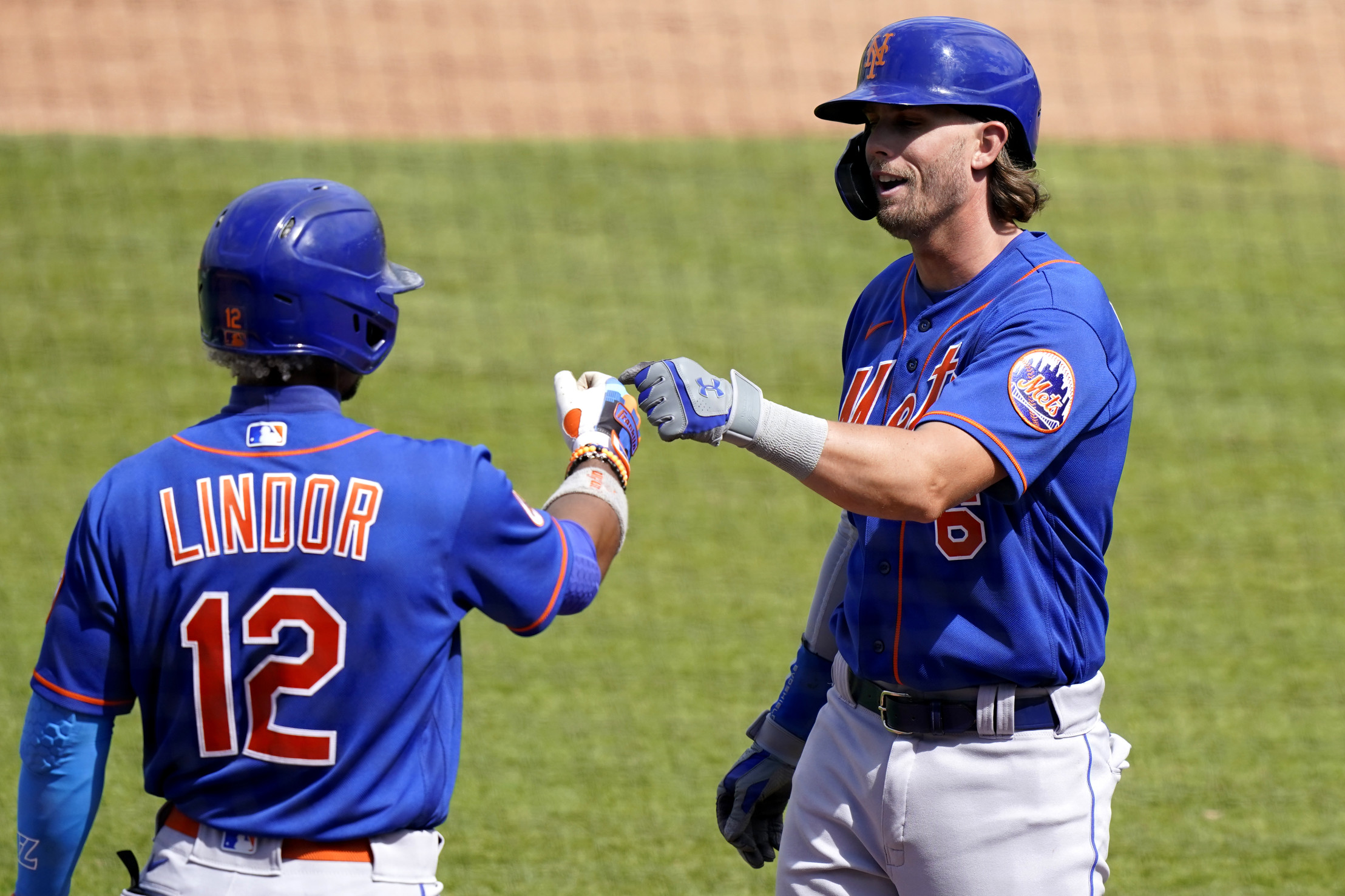 Lindor's 3rd homer lifts Mets whistling past Yanks 7-6