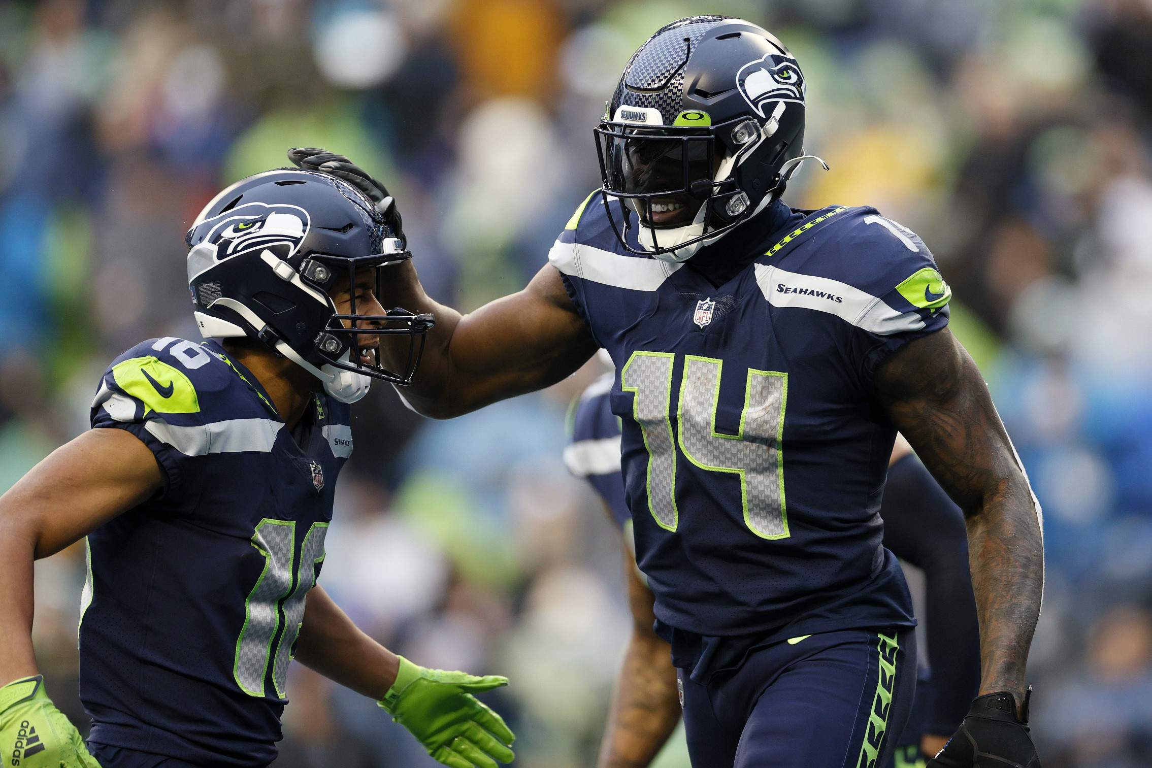 Should the Seahawks reunite with one of their former offensive linemen? -  Field Gulls