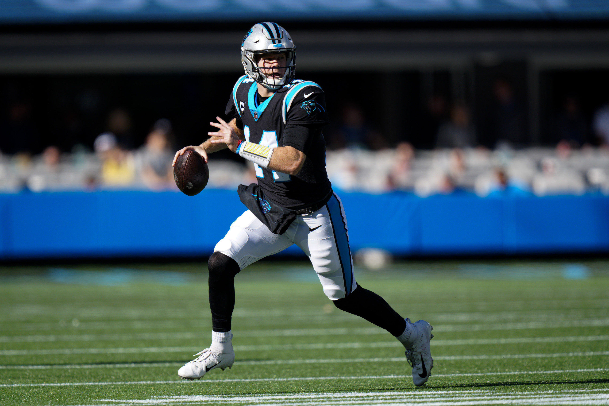 Watch: Adam Thielen makes his preseason debut with Panthers - Sports  Illustrated Minnesota Sports, News, Analysis, and More