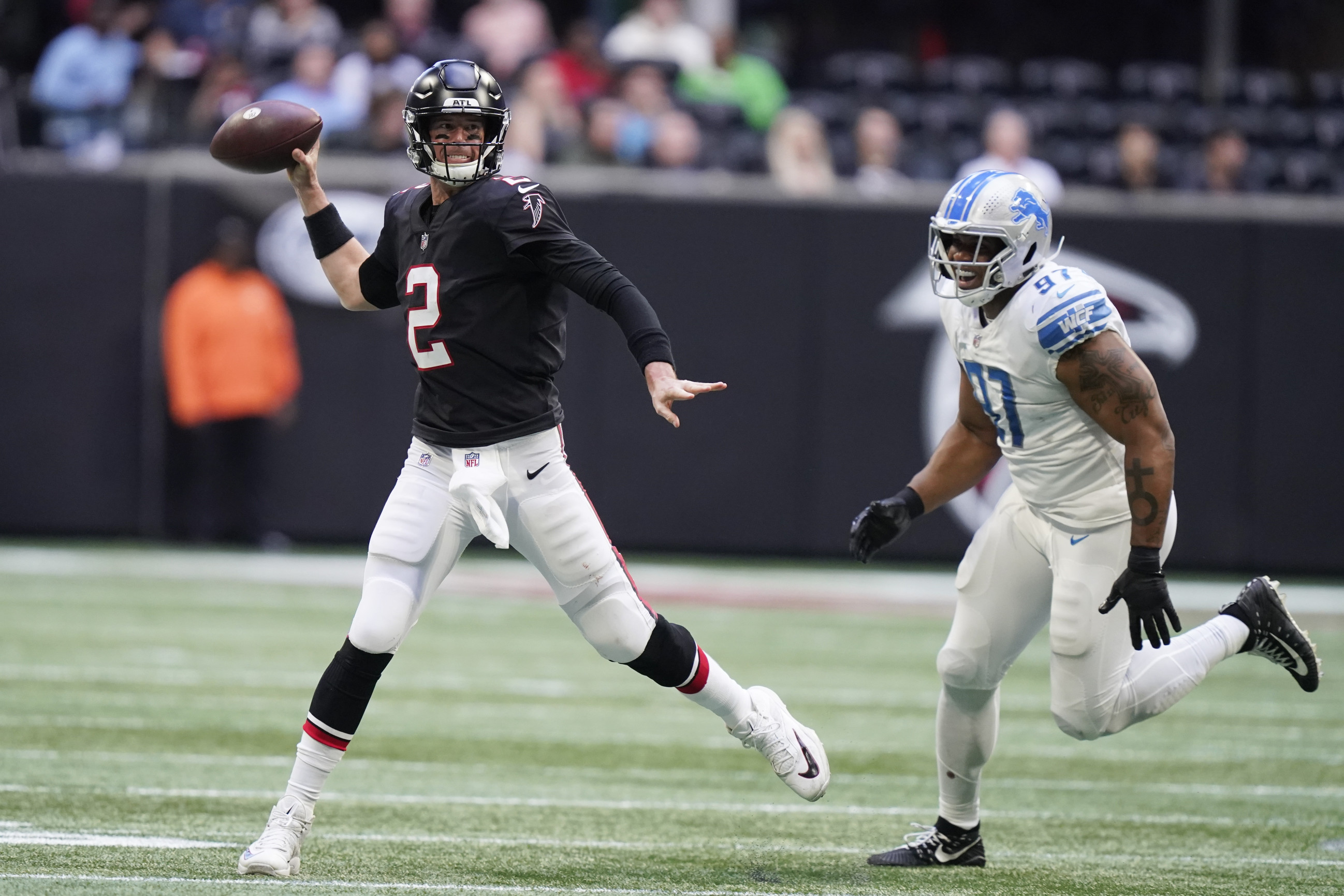 Matt Ryan, Michael Turner Hit Milestones On Monday Night Football - The  Falcoholic