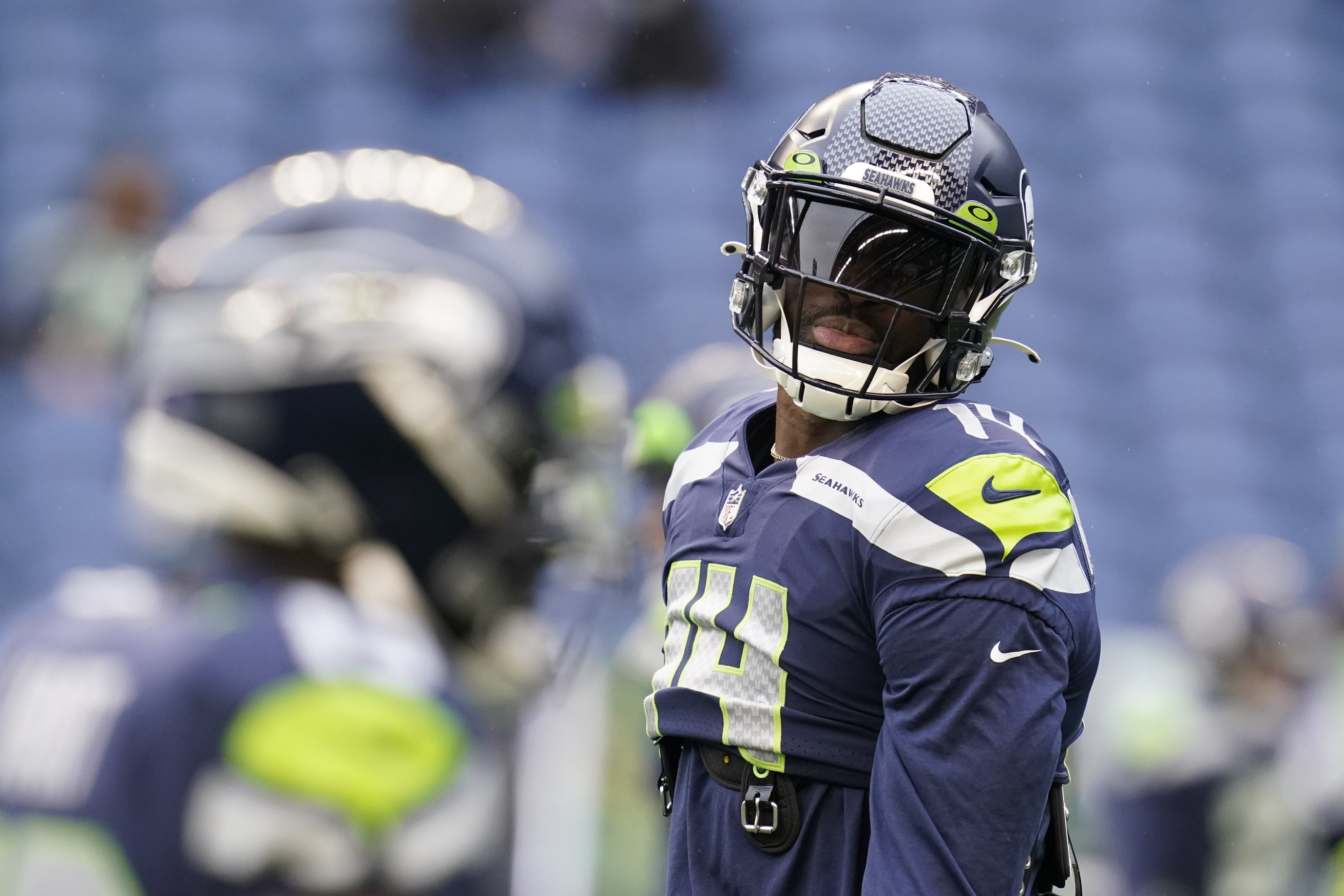 DK Metcalf showed up to the stadium today in a Steve Largent jersey! :  r/Seahawks