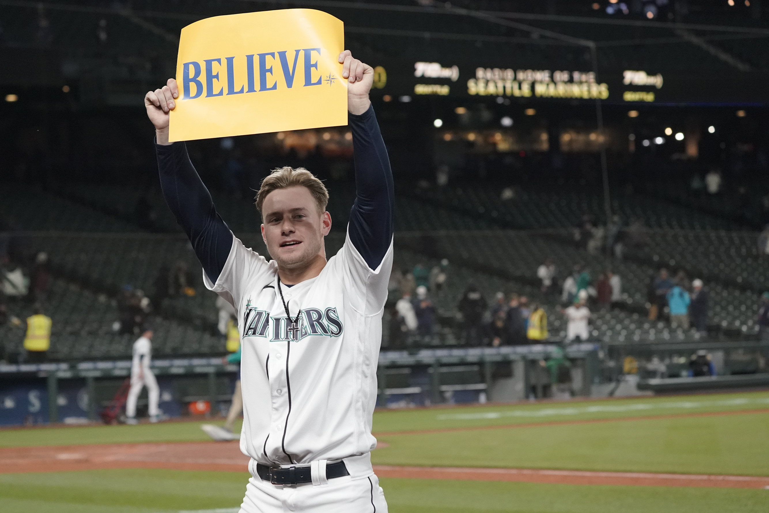 Kyle Seager's $20M Contract Option for 2022 Season Declined by Mariners, News, Scores, Highlights, Stats, and Rumors