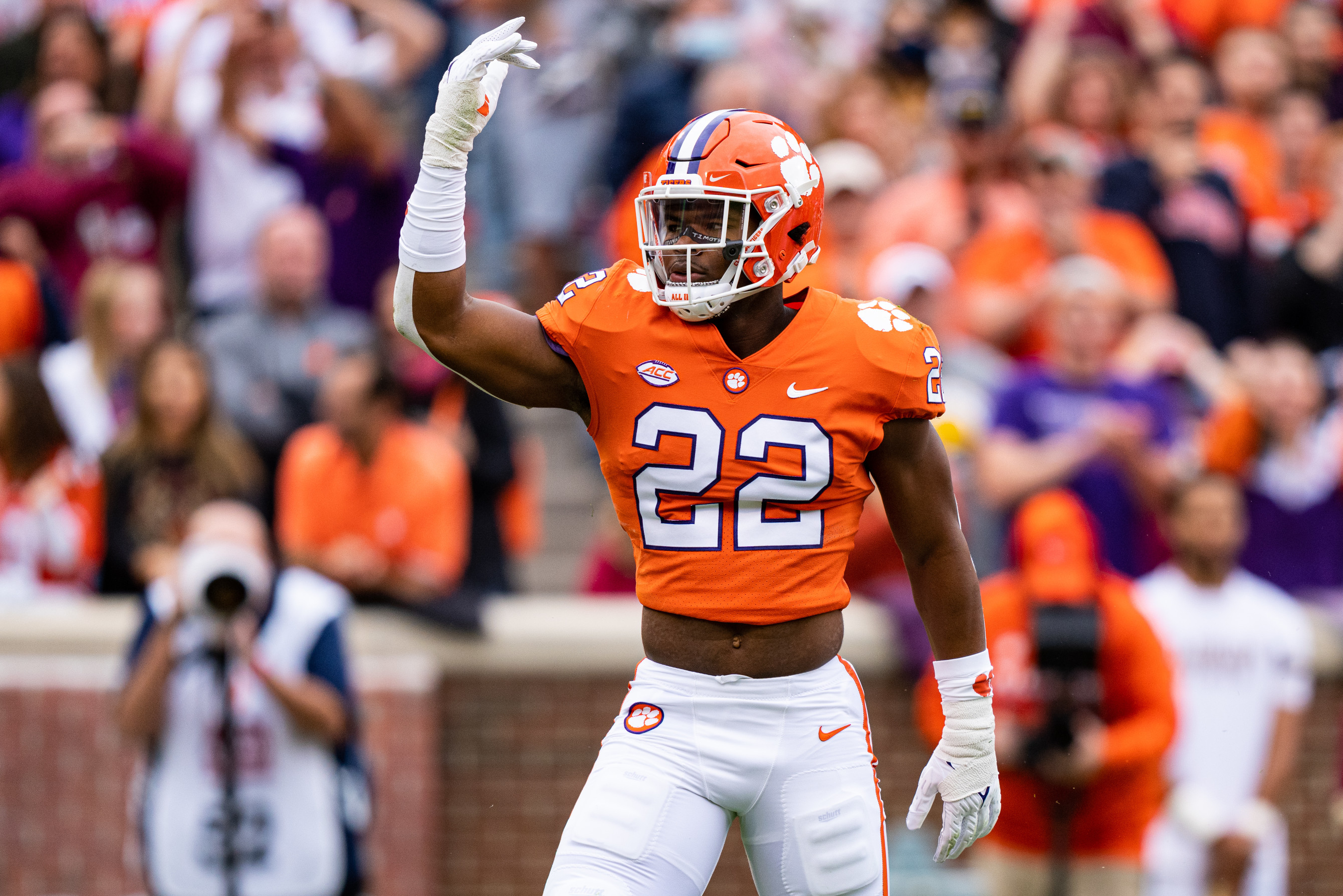 Pro Football Focus - Way-too-early mock draft via @chad_maxwick