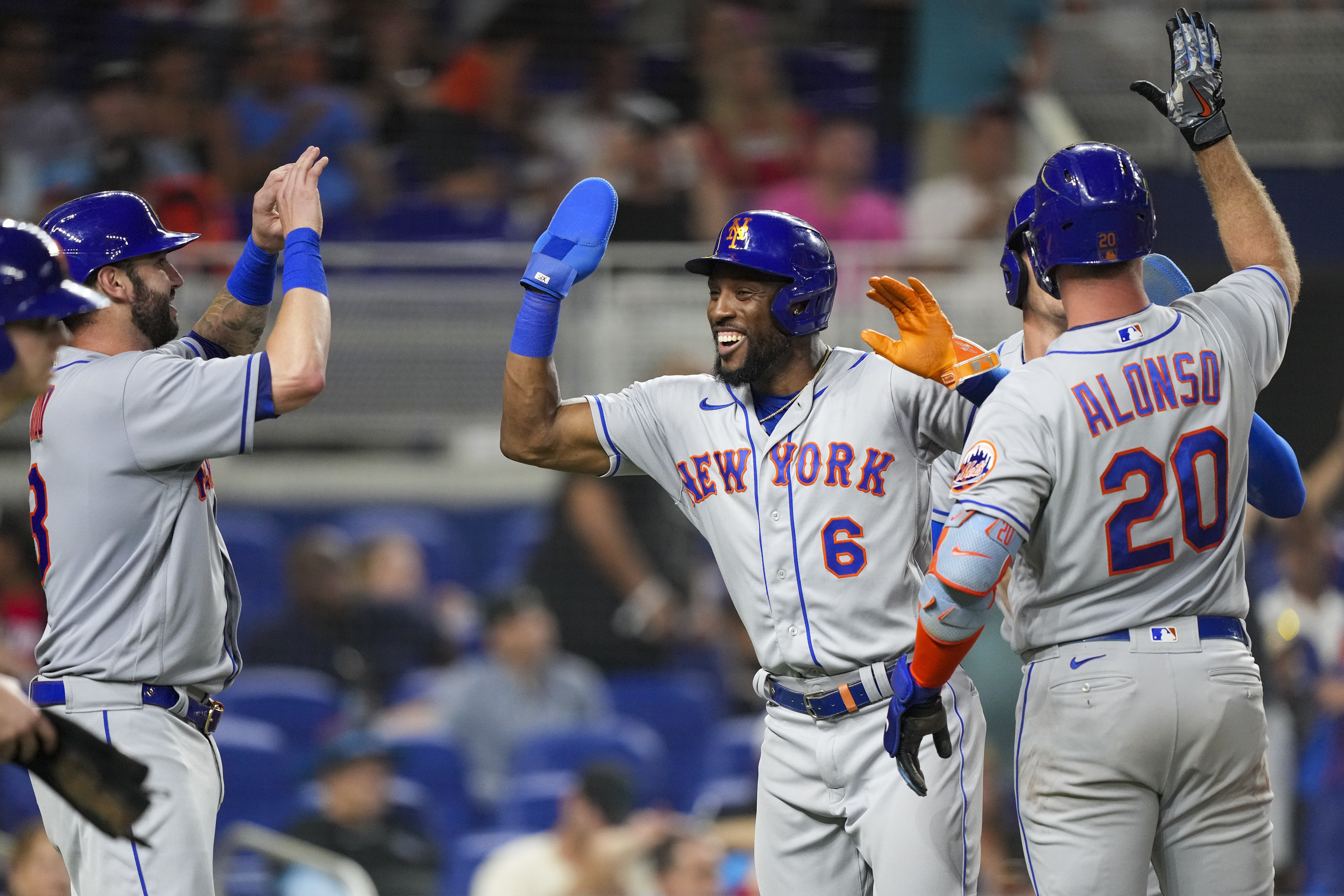 Mets Recover From Bullpen Meltdown to Beat White Sox - The New