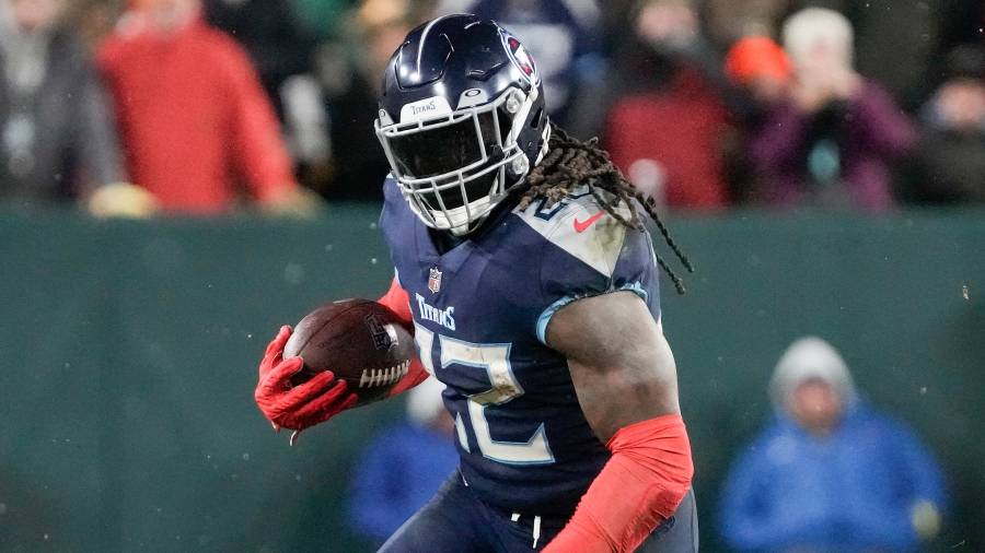 2021 NFL Week 12 expert picks: Against the spread, straight up