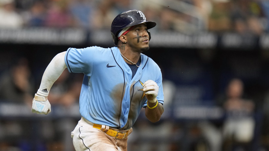 Tampa Bay Rays Shortstop Wander Franco warms up before the MLB Spring  News Photo - Getty Images