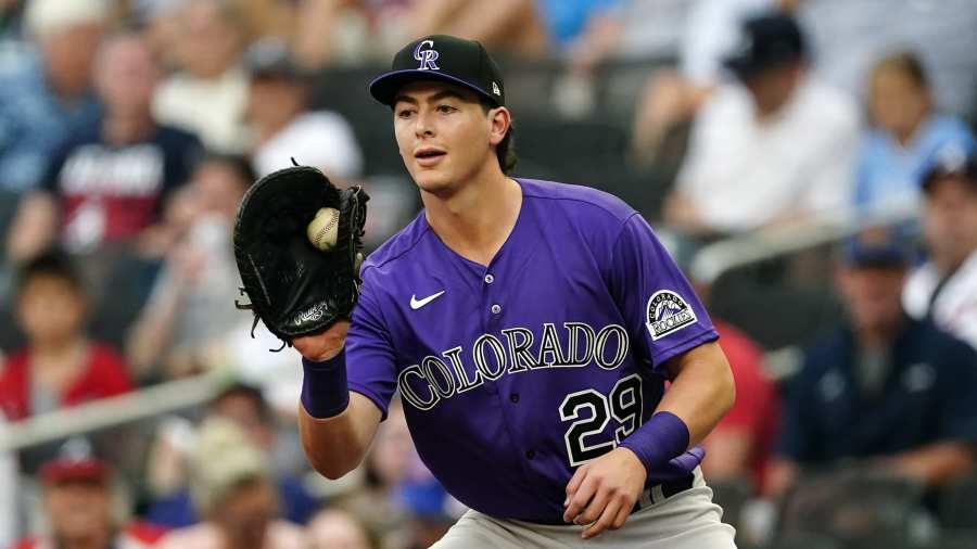 Murphy homers, benches clear, Rockies top Mets 5-1