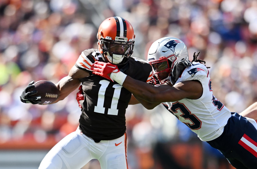 Browns can't sustain fast start in lopsided loss to Patriots